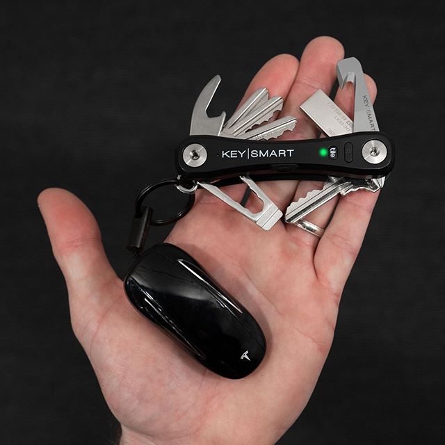 Custom KeySmart Custom KEYSMART Exclusive Distributor